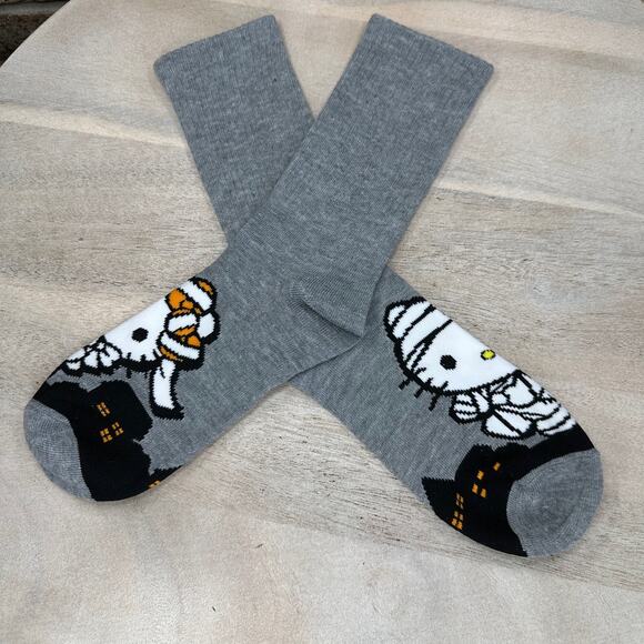 SANRIO HELLO KITTY Halloween Womens Ankle Socks Set of 3 Bats Pumpkin Mummy New - Picture 12 of 15